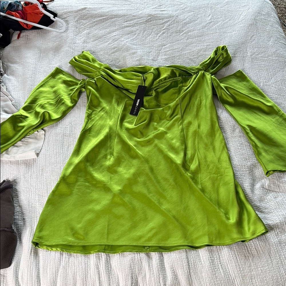 Fashion Nova Vibrant Green Off-Shoulder Dress